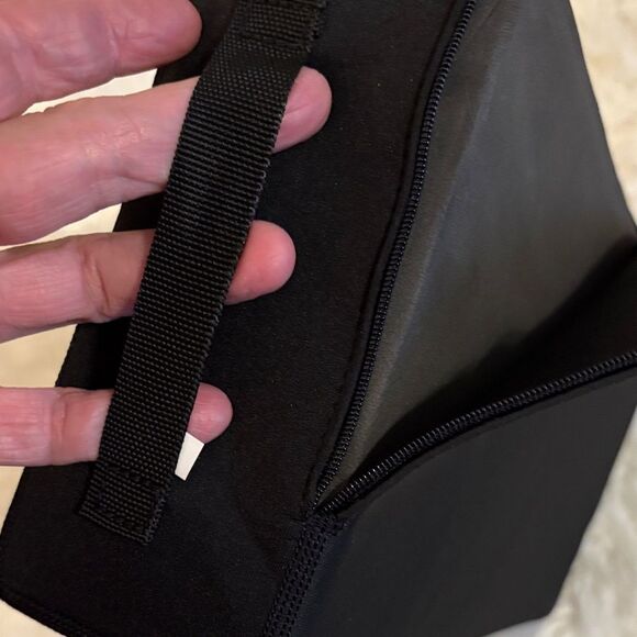 Brazilian Butt Lift Recovery Pillow in Black/washable pillow case - Picture 9 of 10